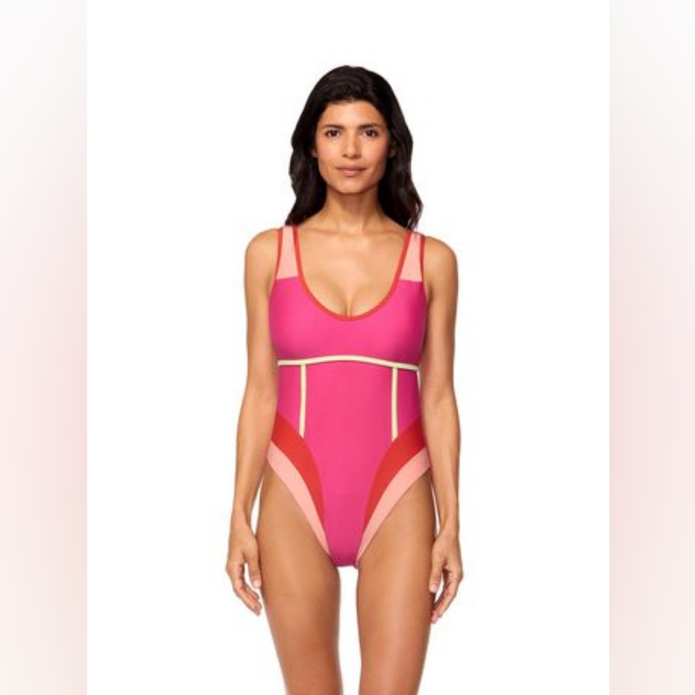 3/30 ⭐️ Reebok Women's Racerback One Piece
